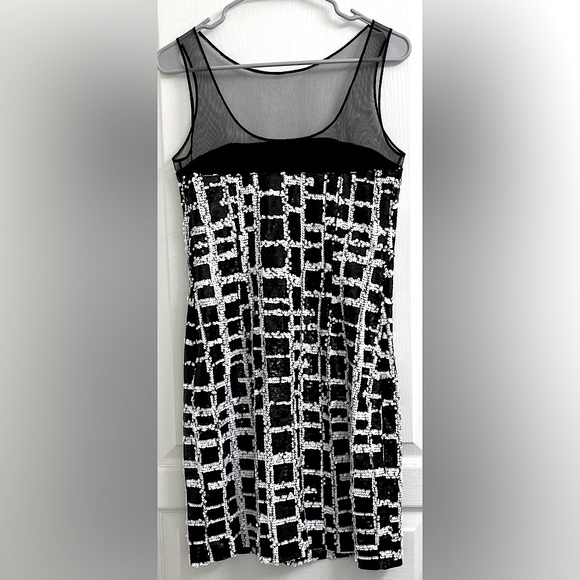 Aidan Mattox Sleeveless Winking Windowpane Sequined Sheath Dress Mesh Illusion - Picture 3 of 6